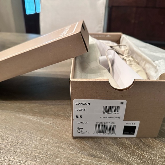 Dolce Vita Cancun Ballet Flats NEW IN BOX. Size 8.5 - Picture 10 of 10